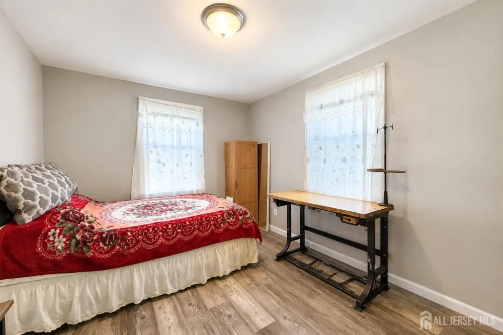 193 Old Road Sewaren, NJ 07077