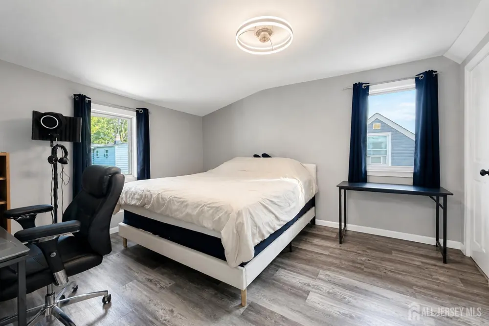 193 Old Road Sewaren, NJ 07077