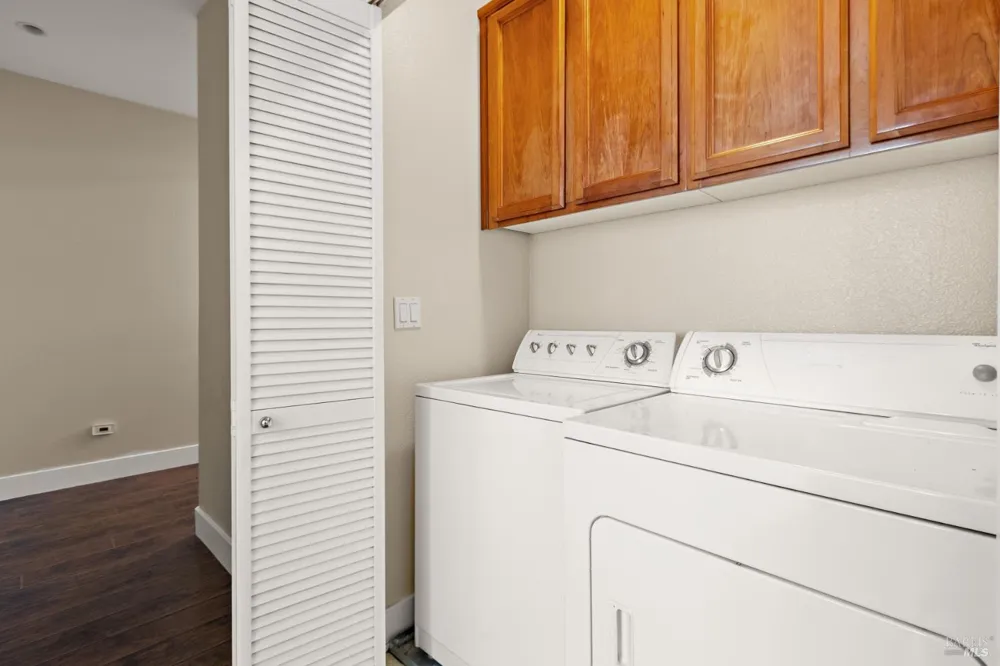 334 1st Street Benicia, CA 94510