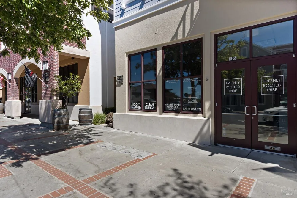 334 1st Street Benicia, CA 94510
