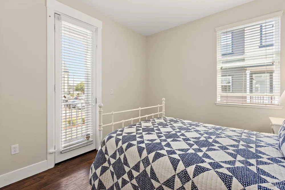 334 1st Street Benicia, CA 94510