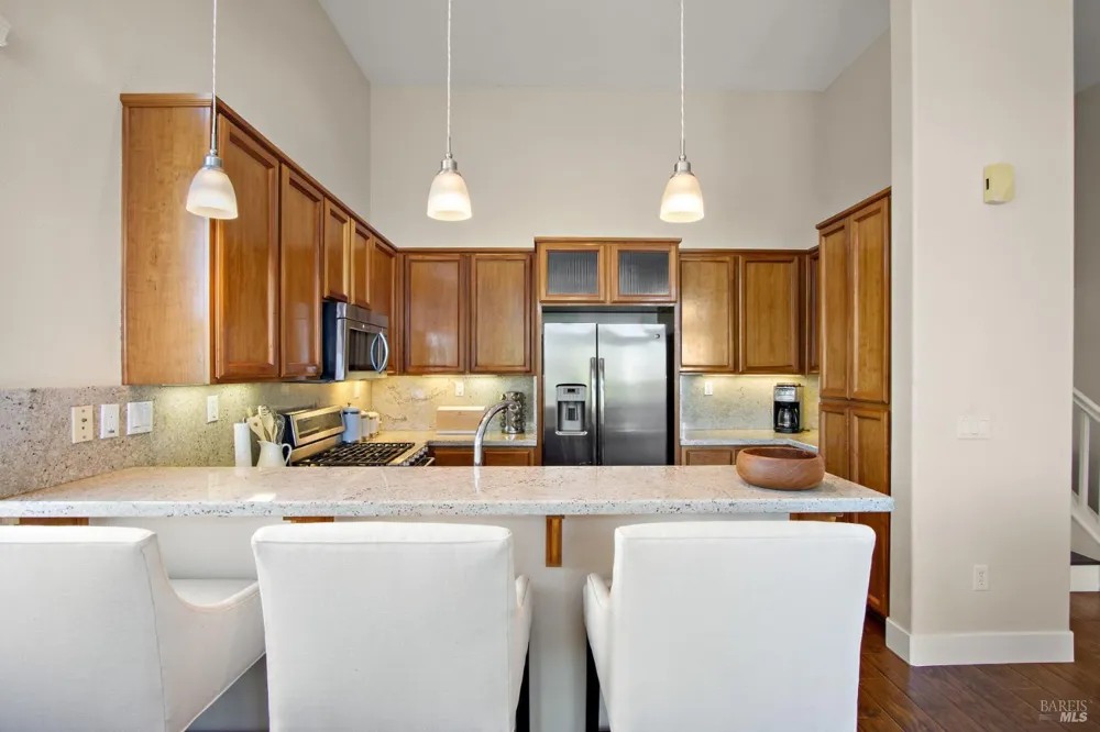 334 1st Street Benicia, CA 94510