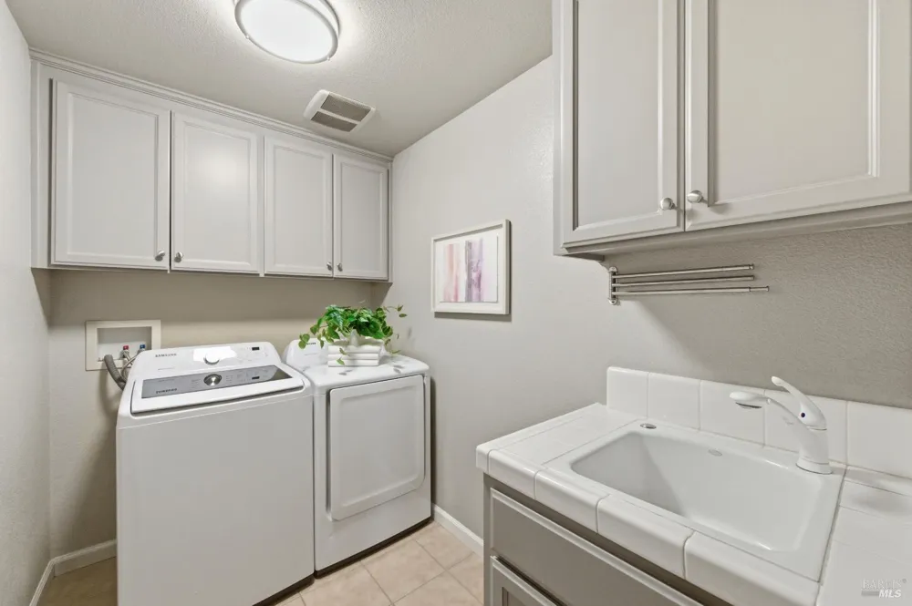 960 Capitola Drive Napa, CA 94559