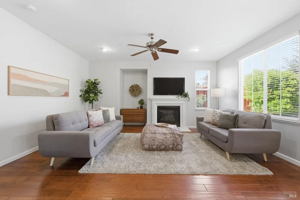 960 Capitola Drive Napa, CA 94559