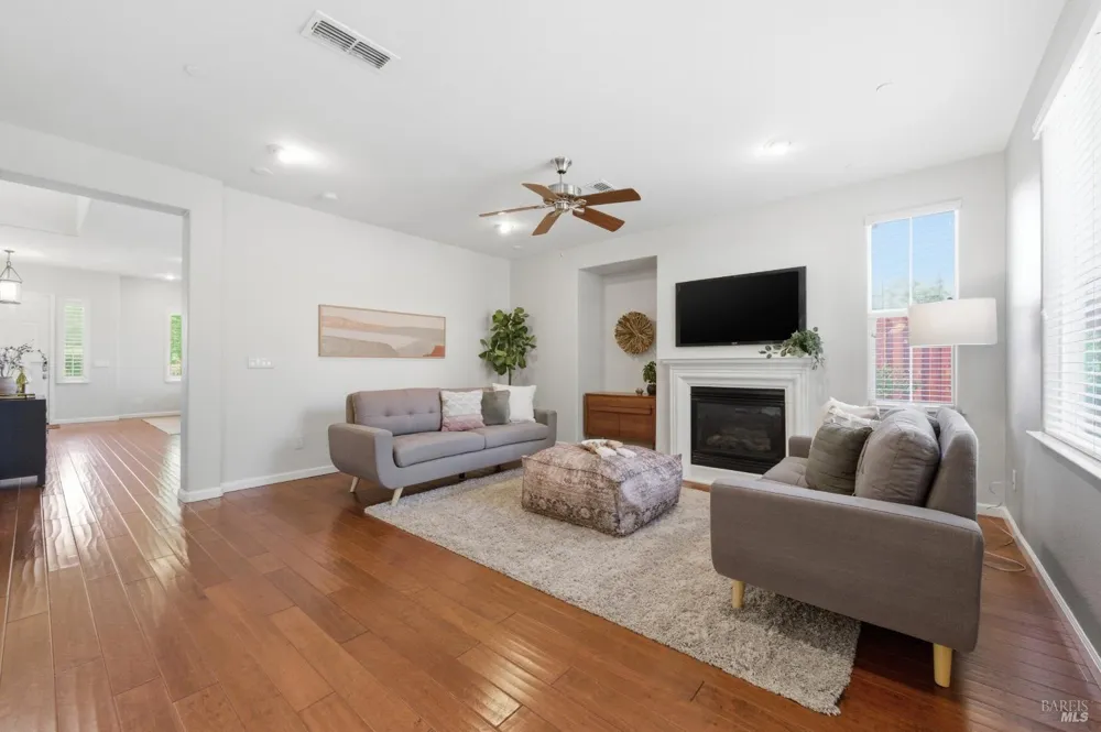 960 Capitola Drive Napa, CA 94559