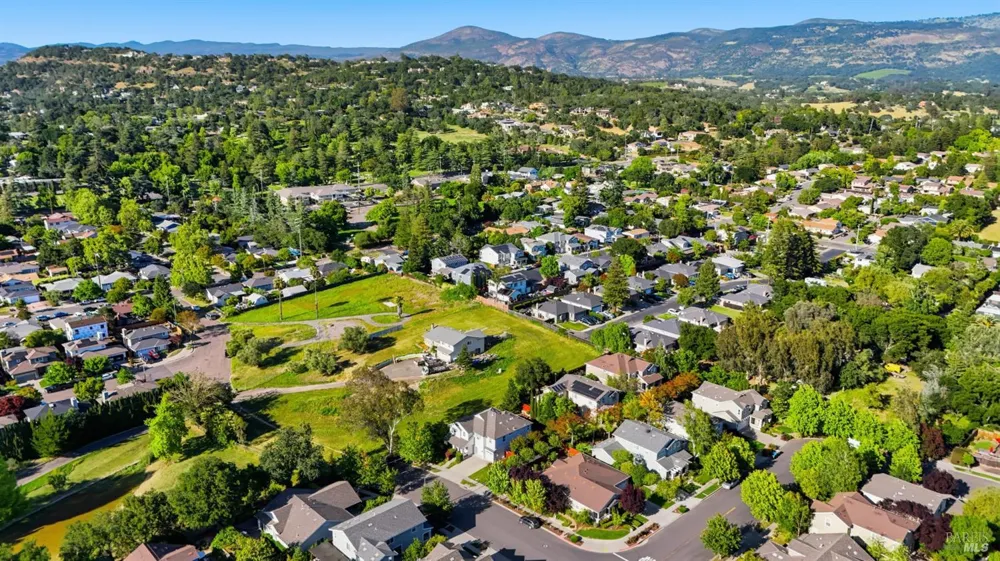 960 Capitola Drive Napa, CA 94559