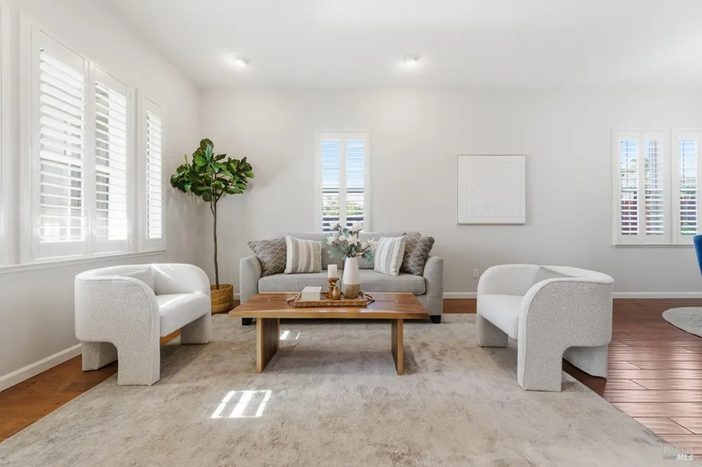 960 Capitola Drive Napa, CA 94559