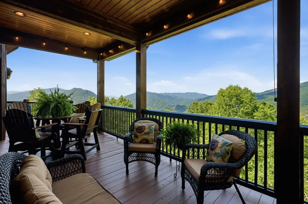 Saturn Way Topton, NC 28781