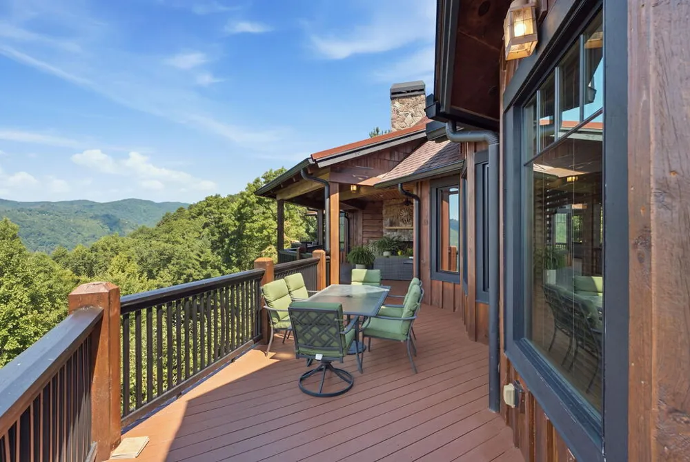 Saturn Way Topton, NC 28781