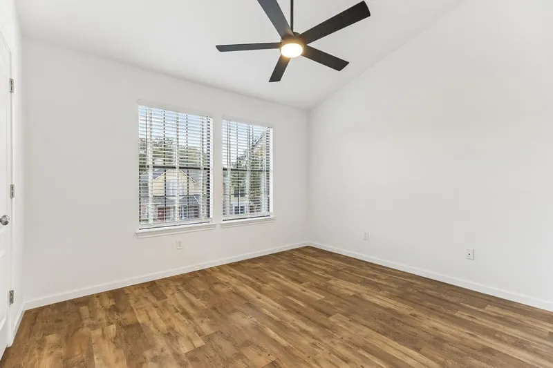 11901 Swearingen Drive #128 Austin, TX 78758