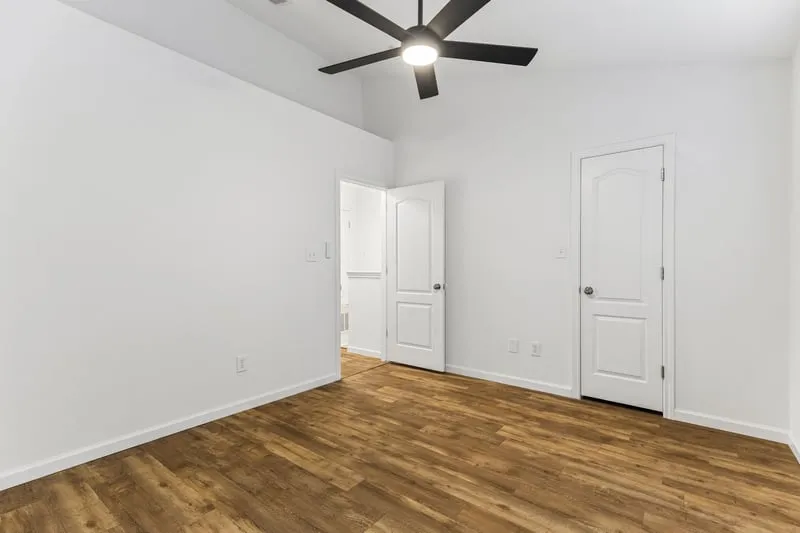11901 Swearingen Drive #128 Austin, TX 78758