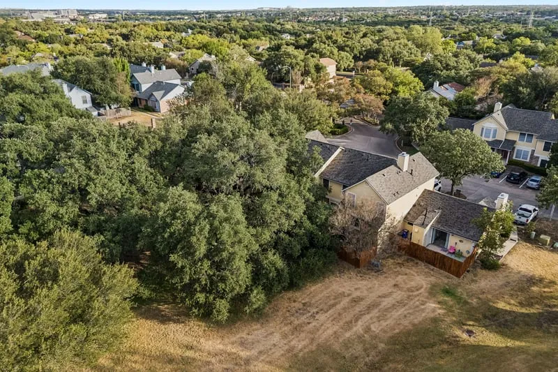 11901 Swearingen Drive #128 Austin, TX 78758