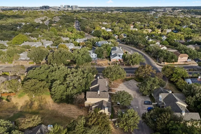 11901 Swearingen Drive #128 Austin, TX 78758