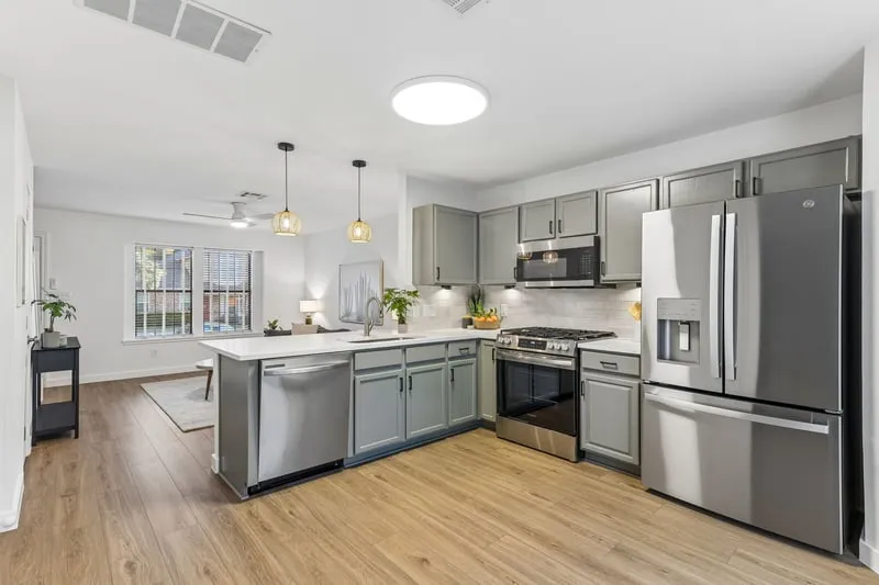 11901 Swearingen Drive #128 Austin, TX 78758
