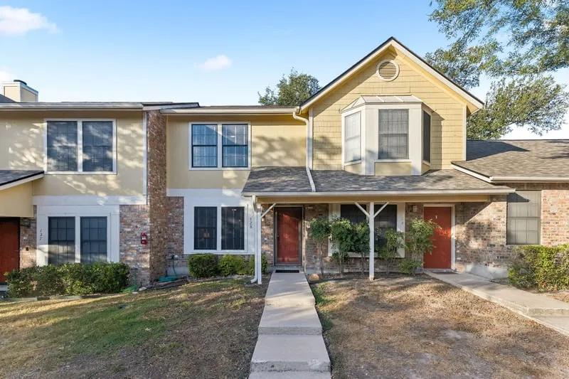 11901 Swearingen Drive #128 Austin, TX 78758