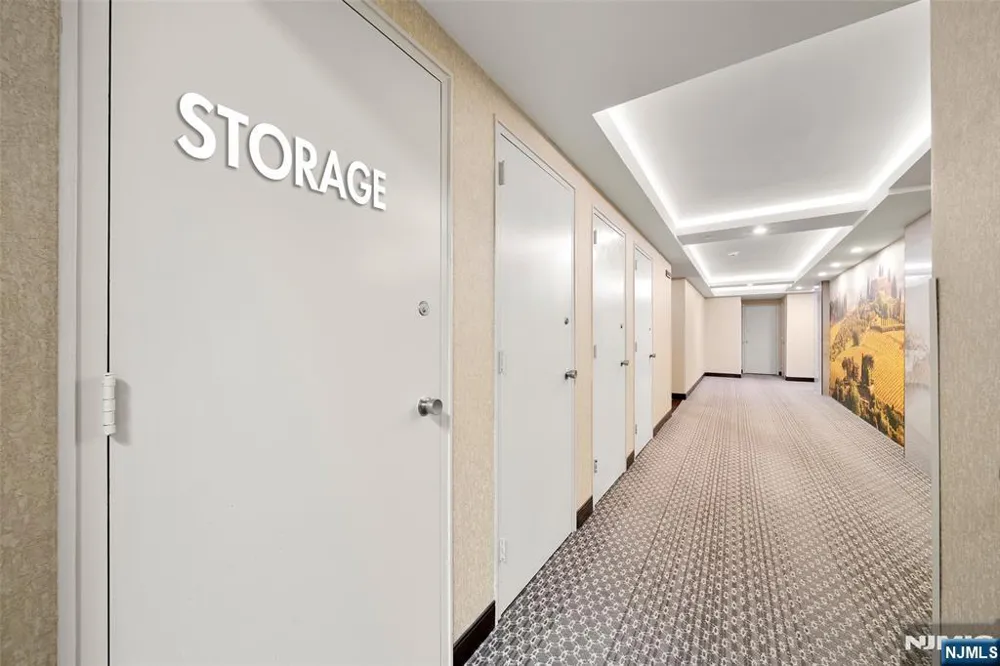 200 Winston Drive 1017 Cliffside Park, NJ 07010