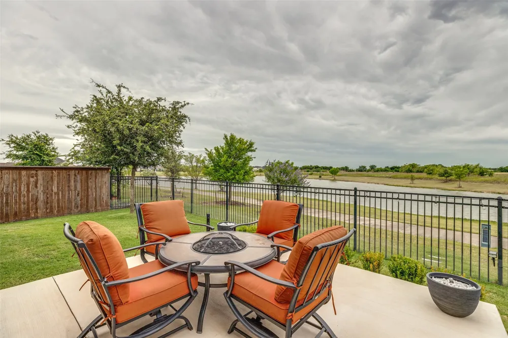 1762 Ellington Drive Celina, TX 75009