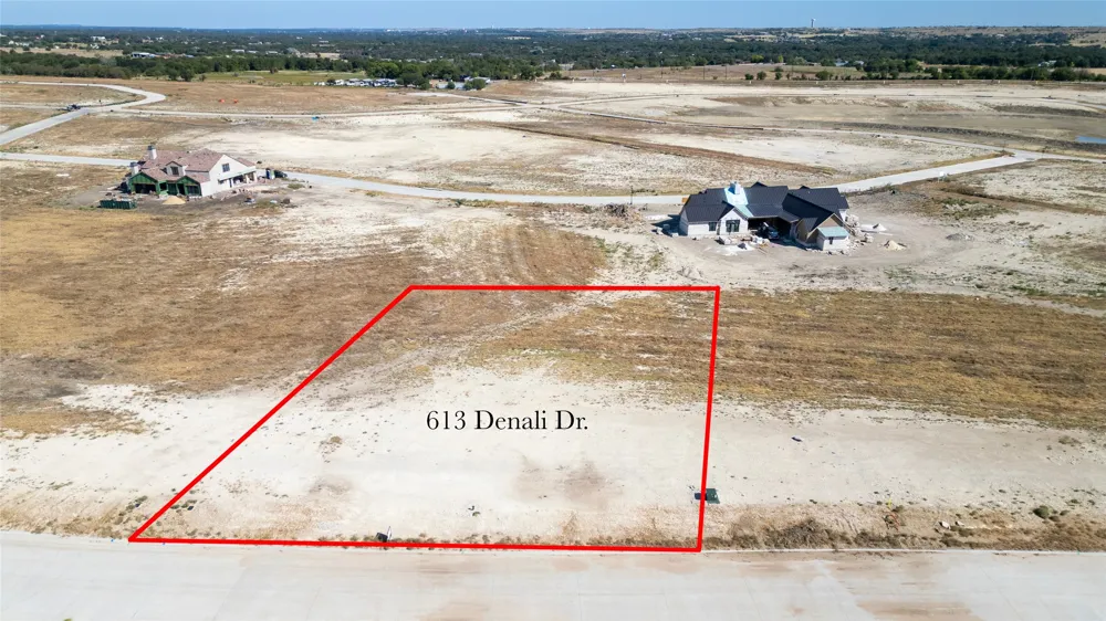 613 Denali Drive Aledo, TX 76008