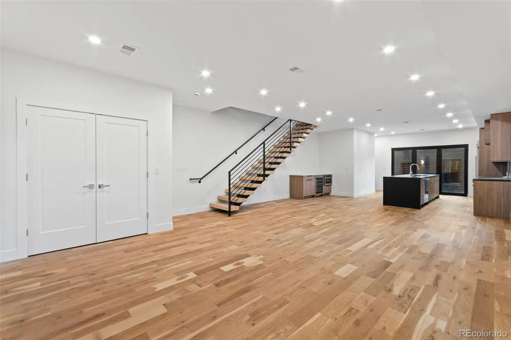 1446 Stuart Street Denver, CO 80204