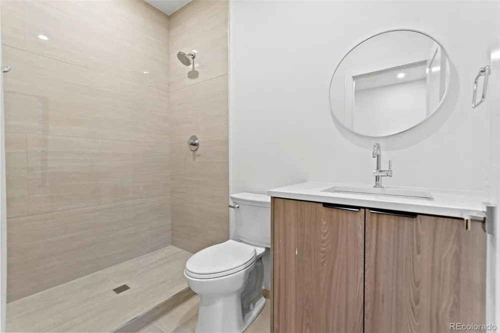 1446 Stuart Street Denver, CO 80204