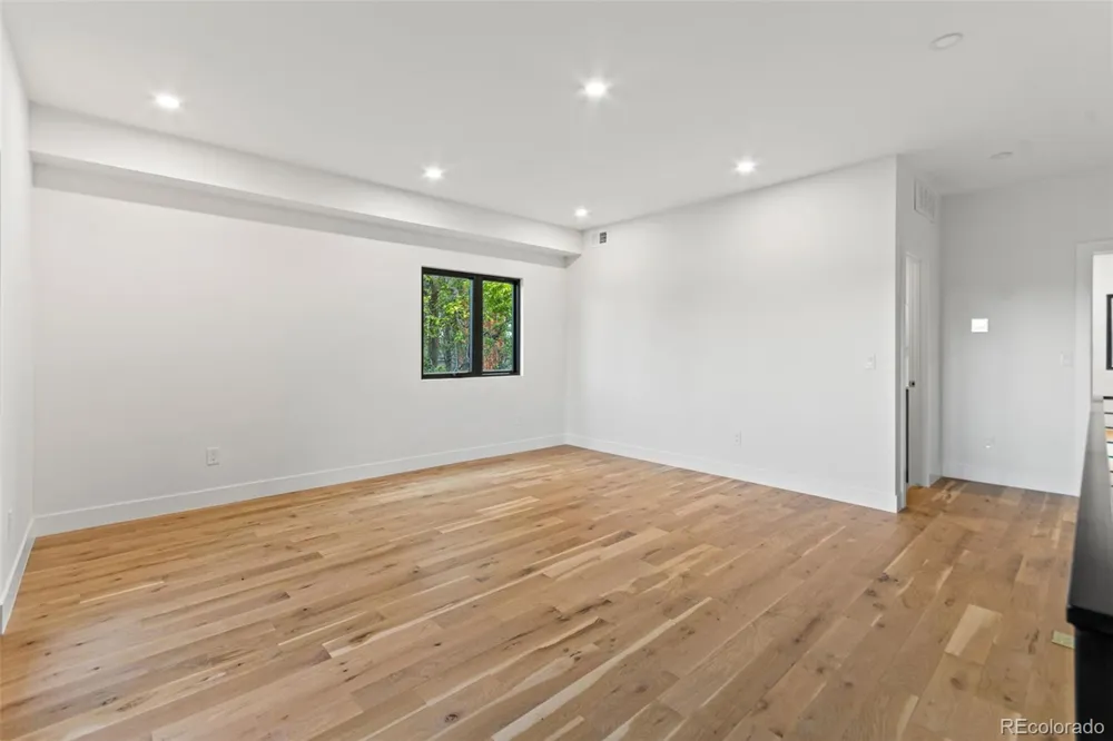 1446 Stuart Street Denver, CO 80204