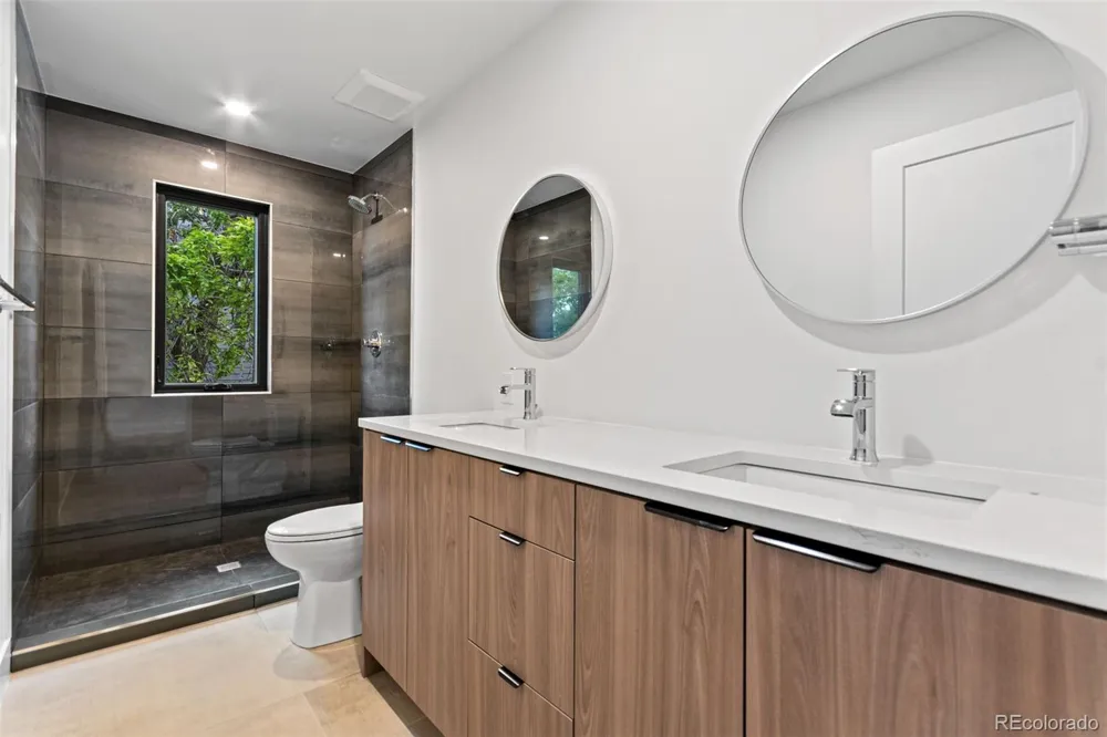 1446 Stuart Street Denver, CO 80204
