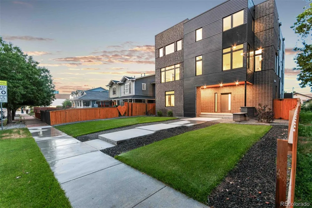 1446 Stuart Street Denver, CO 80204