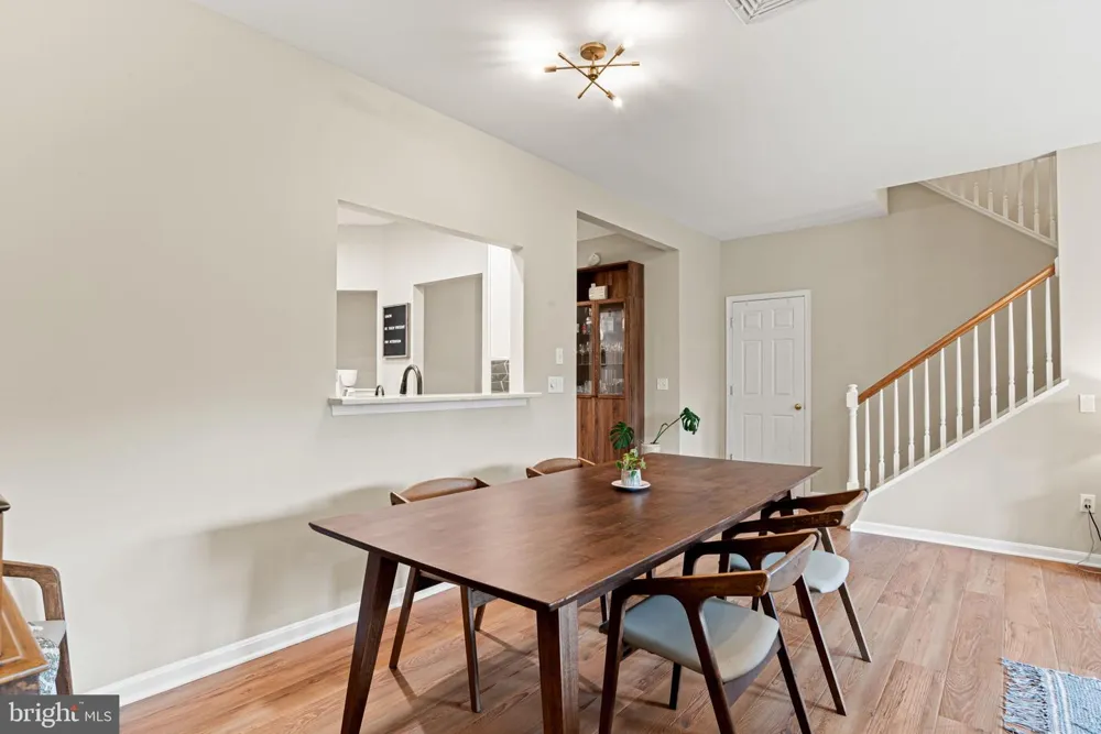 2082 DEER RUN DRIVE Hummelstown, PA 17036