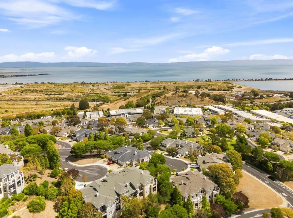 231 Golden Eagle Lane Brisbane, CA 94005