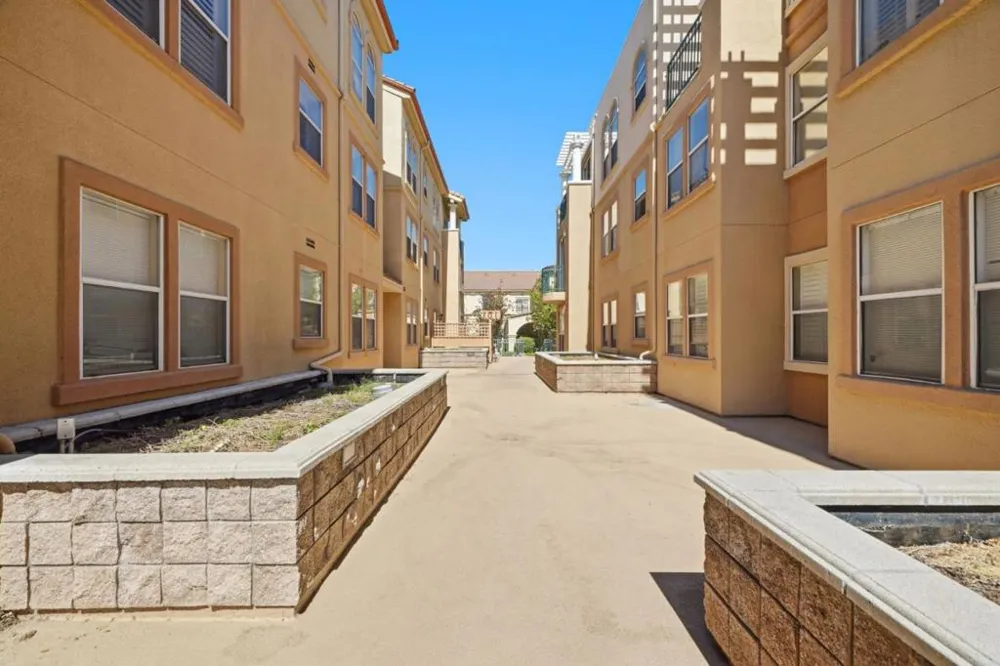 952 S 11th Street #332 San Jose, CA 95112