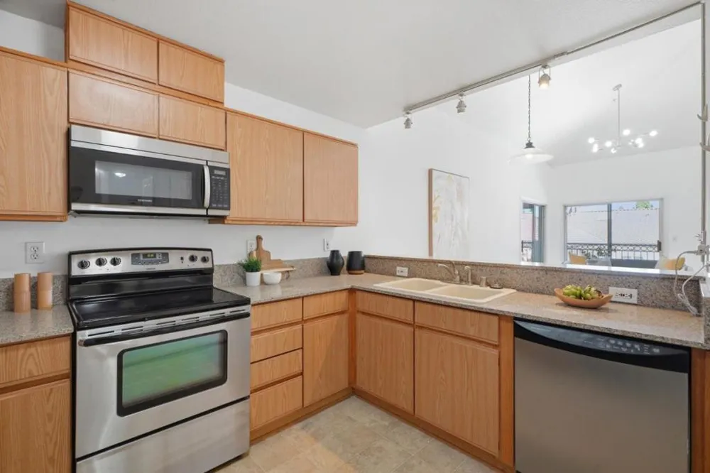 952 S 11th Street #332 San Jose, CA 95112