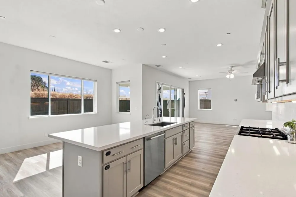3218 Jake Street Tracy, CA 95377