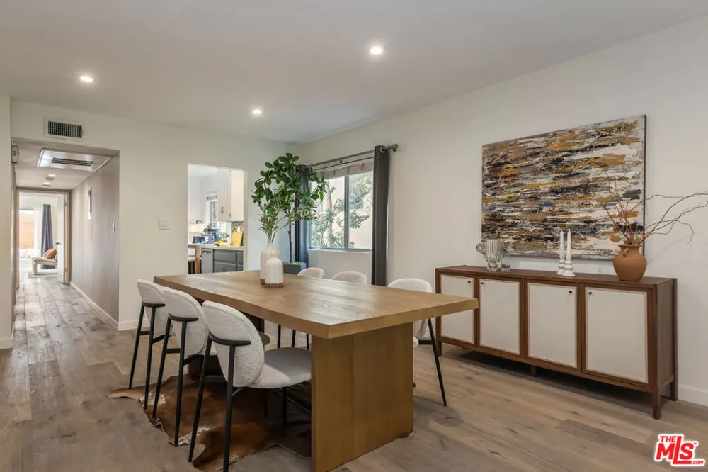 1045 Kings Road #107 West Hollywood, CA 90069