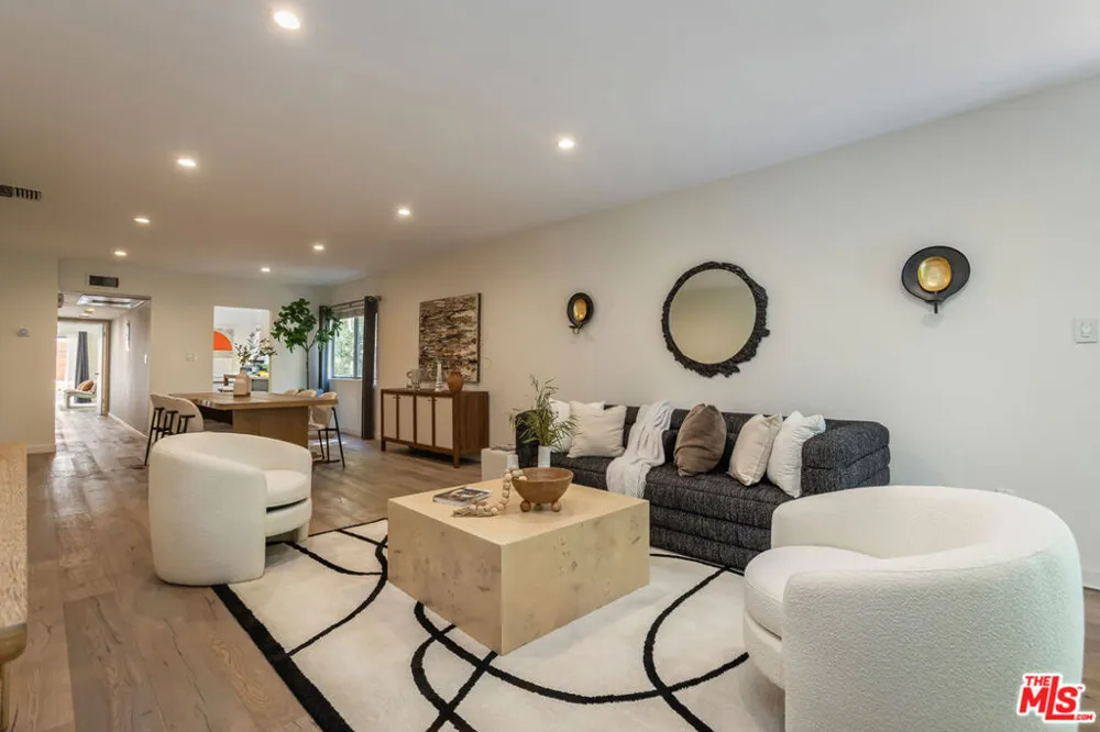 1045 Kings Road #107 West Hollywood, CA 90069
