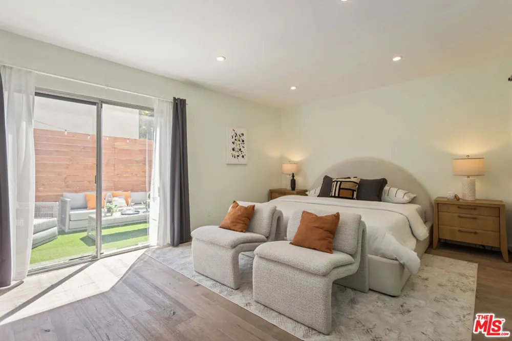 1045 Kings Road #107 West Hollywood, CA 90069
