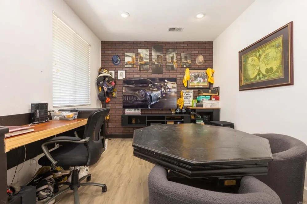 29705 Gracilior Drive Escondido, CA 92026