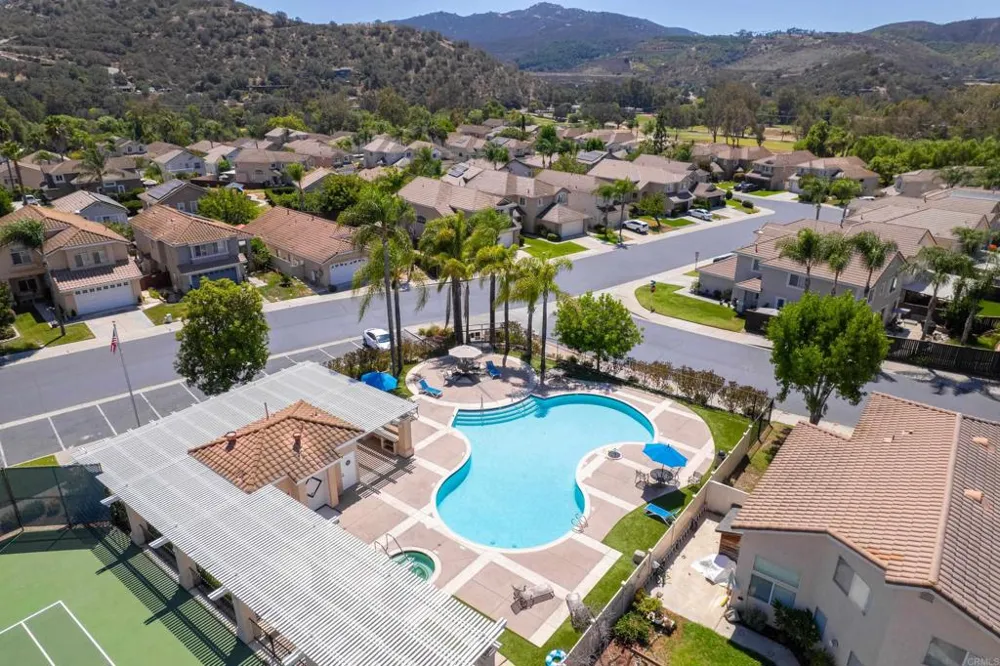 29705 Gracilior Drive Escondido, CA 92026