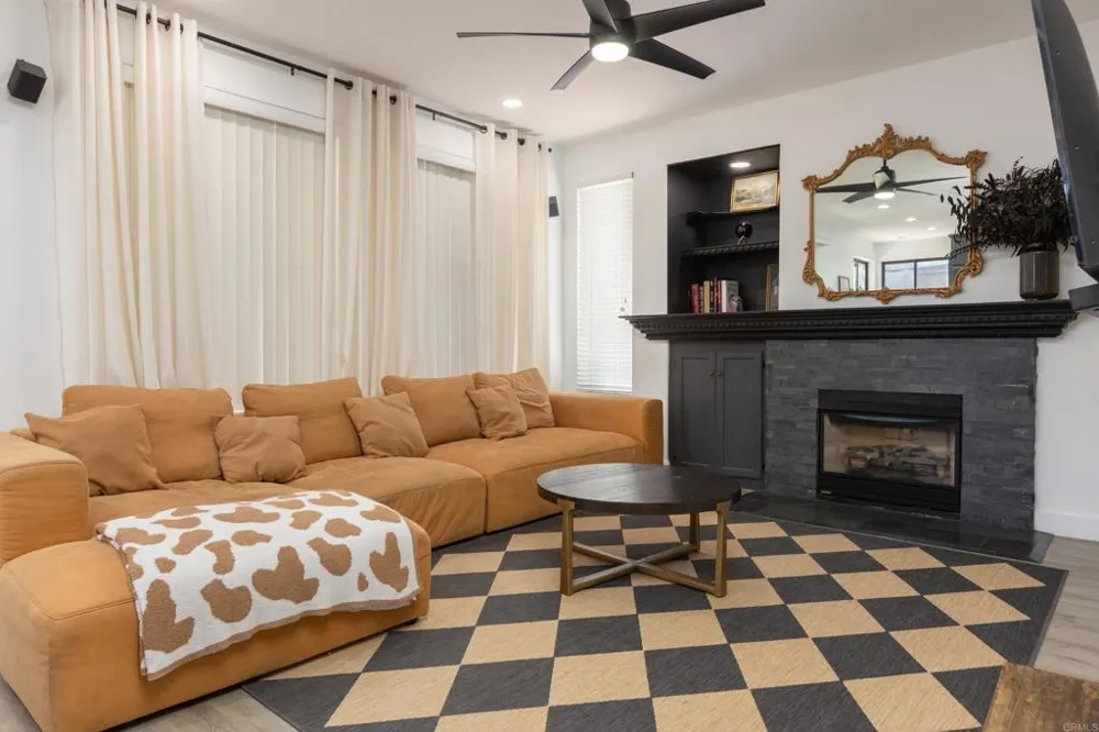 29705 Gracilior Drive Escondido, CA 92026