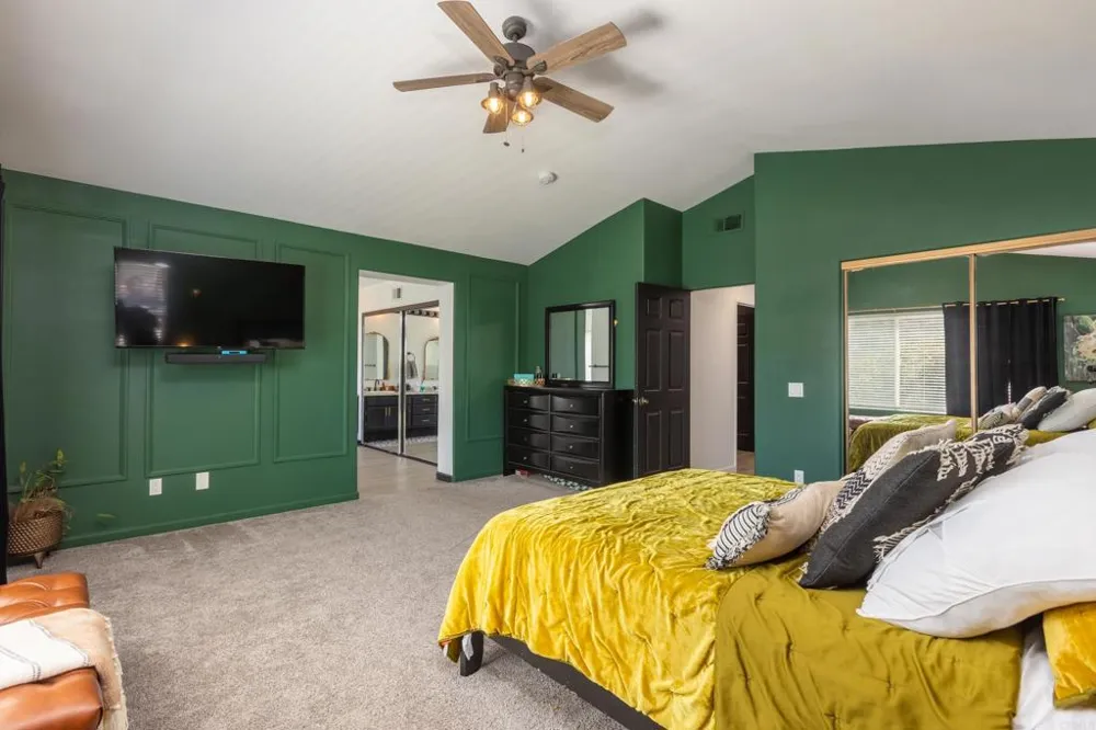 29705 Gracilior Drive Escondido, CA 92026