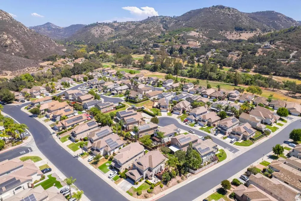 29705 Gracilior Drive Escondido, CA 92026