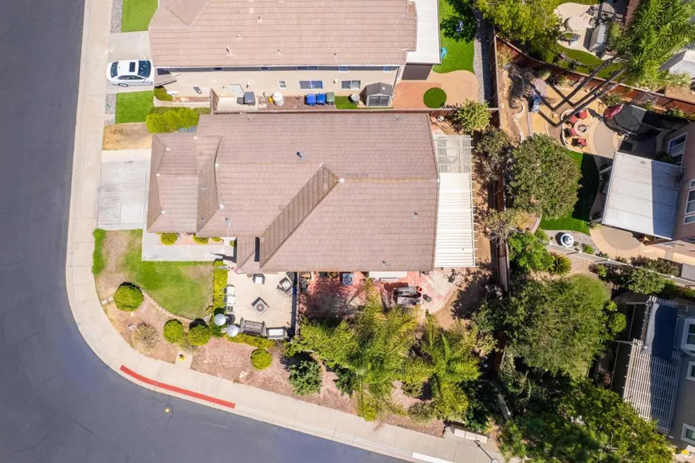 29705 Gracilior Drive Escondido, CA 92026