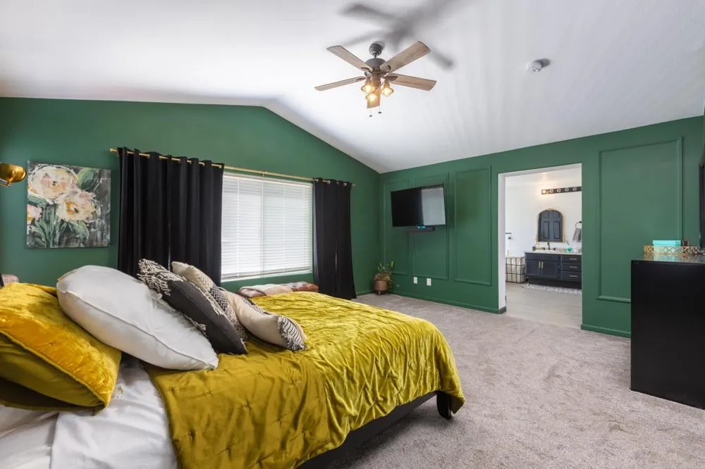 29705 Gracilior Drive Escondido, CA 92026