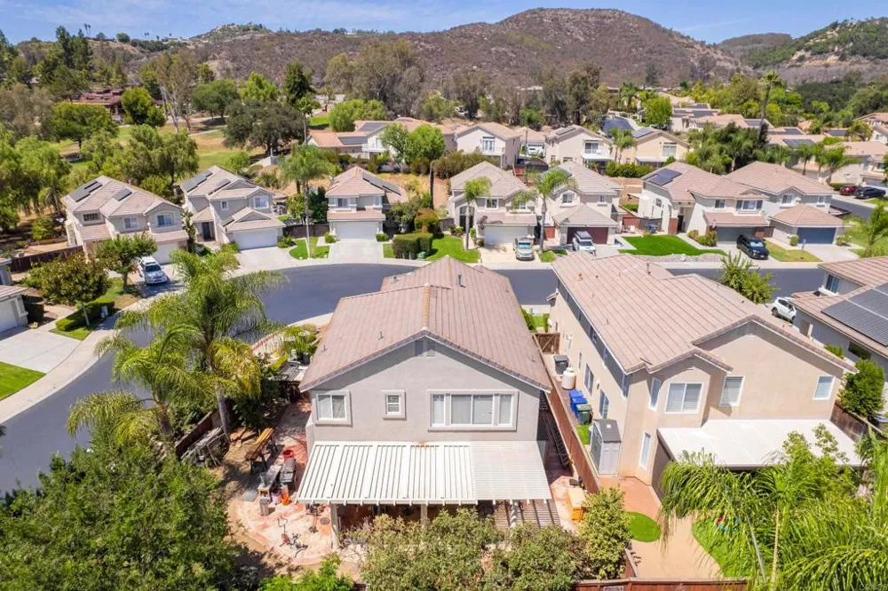 29705 Gracilior Drive Escondido, CA 92026