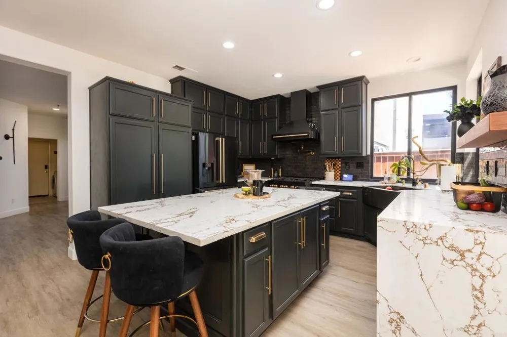 29705 Gracilior Drive Escondido, CA 92026