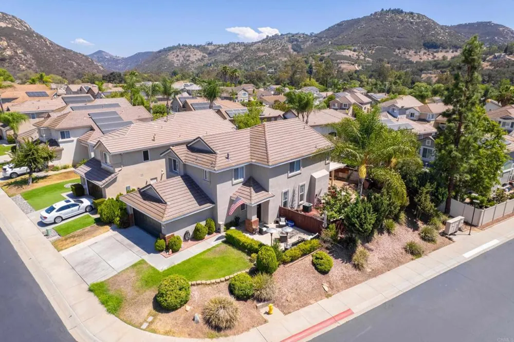 29705 Gracilior Drive Escondido, CA 92026
