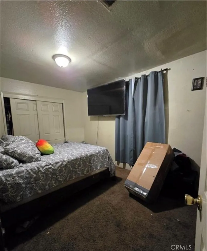2004 Virginia Bakersfield, CA 93305