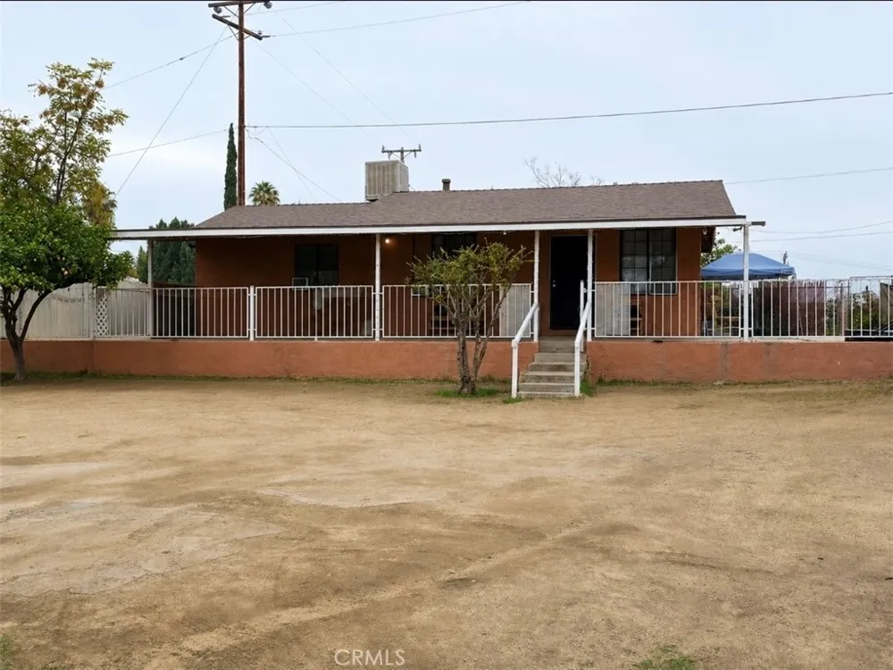 2004 Virginia Bakersfield, CA 93305