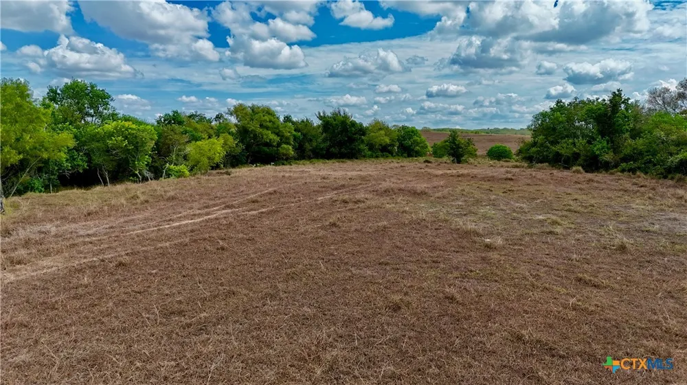 3 County Road 366 Shiner, TX 77984