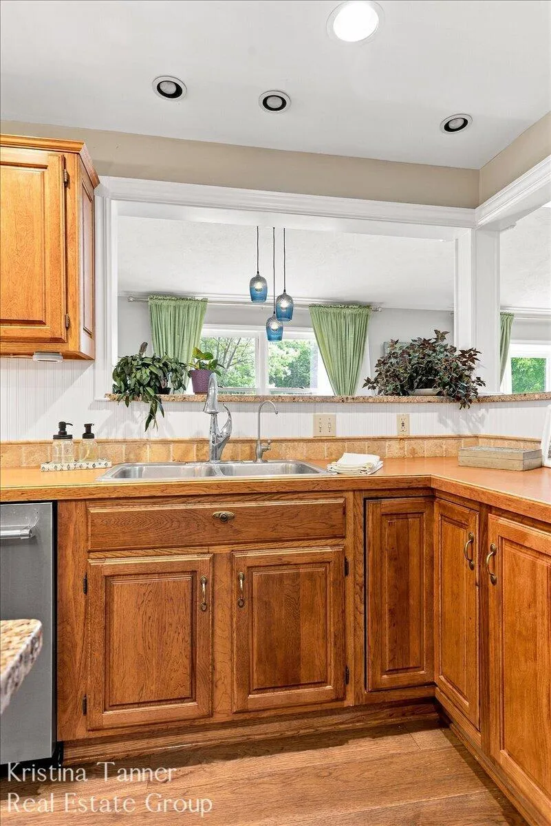 6930 Knapp Street NE Ada, MI 49301