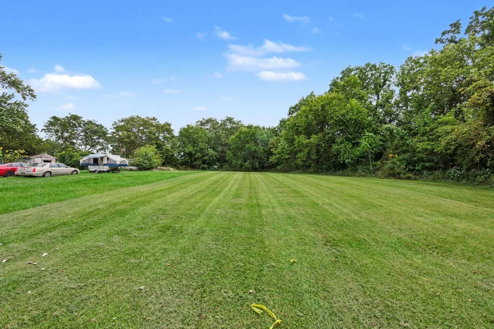 Douglas Avenue Kalamazoo, MI 49004